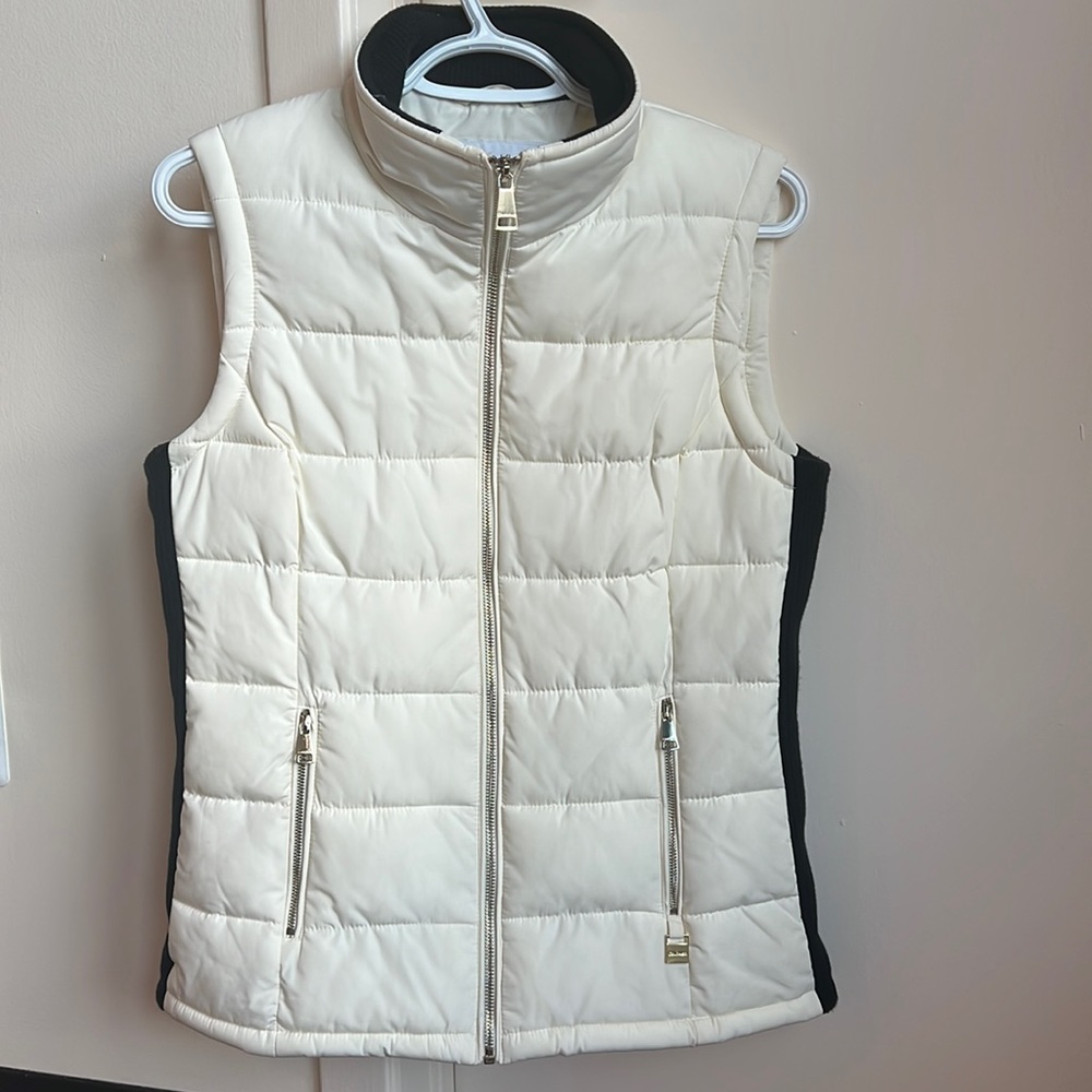 Calvin Klein Cream Quilted Full Zip Puffer Vest With Black Knit Panels Size - XS